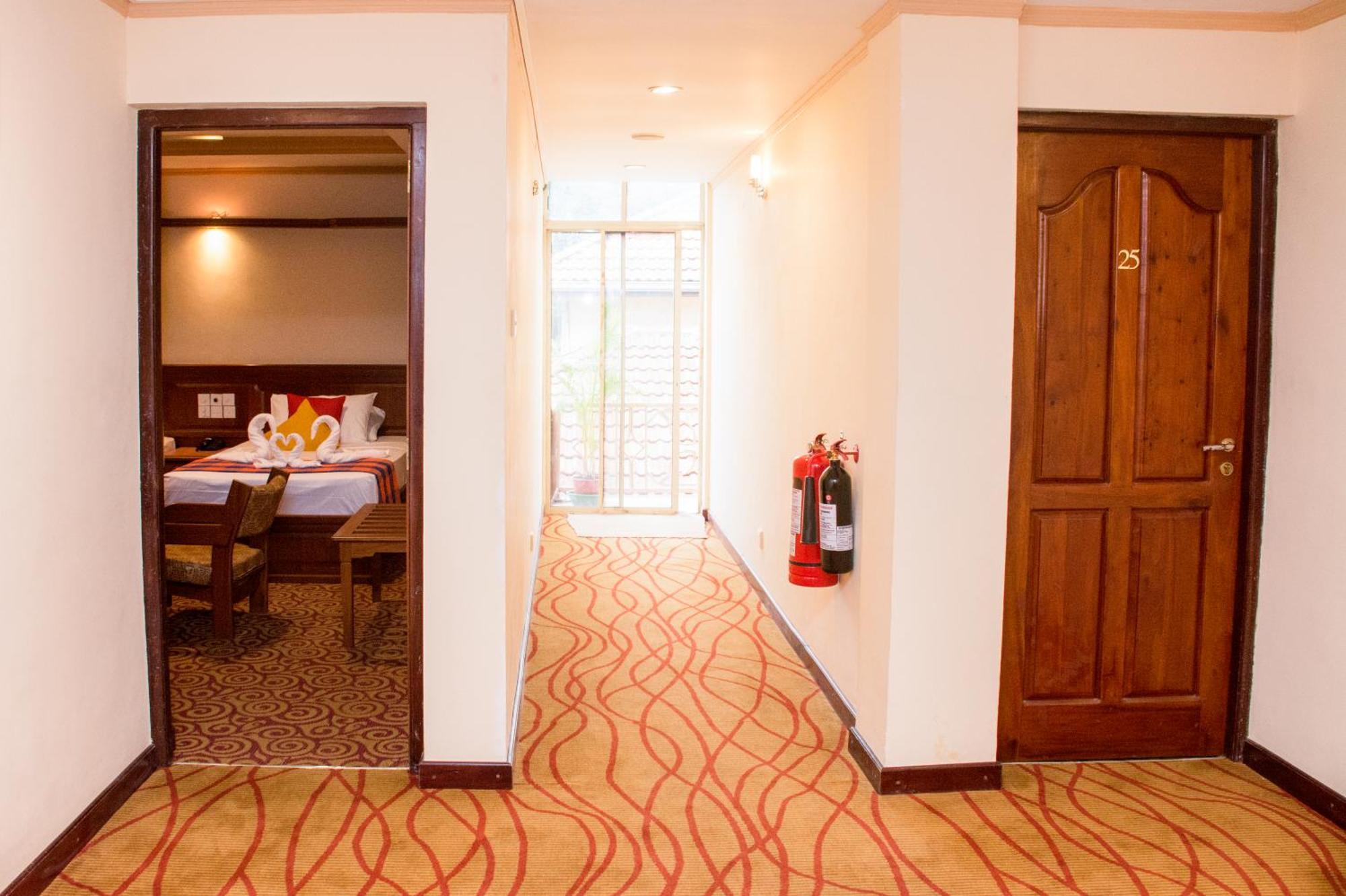 Hotel Lakefield Kandy Exterior foto